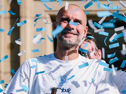 بيب غوارديولا في احتفالات مانشستر سيتي بعد نهاية حقبته الذهبية - 25 مايو 2026 - X@ManCity
