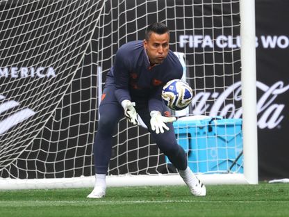 حارس فلومينينسي فابيو خلال تدريب في كأس العالم للأندية - 7 يوليو 2025 - Reuters