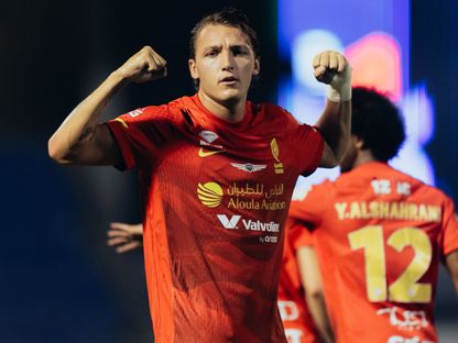 ماتيو ريتيغي لاعب القادسية يحتفل بهدفه في مرمى الخليج بدوري روشن السعودي - 19 سبتمبر 2025 - X/@Alqadsiah