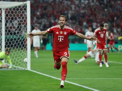 هاري كين يحتفل بهدفه في نهائي كأس ألمانيا بين بايرن ميونيخ وشتوتغارت - 23 مايو 2026 - Reuters
