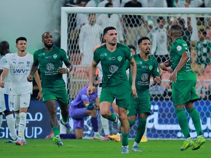 10 أجانب.. تشكيلة الأهلي أمام بيراميدز في كأس إنتركونتيننتال