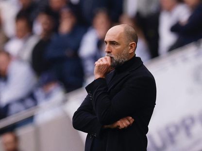 مدرب توتنهام إيغور تودور خلال مباراة نوتنغهام فورست في الدوري الإنجليزي الممتاز - 22 مارس 2026 - Reuters