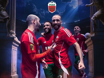 لاعبو المغرب يحتفلون بعد الفوز على أميركا والتأهل لنصف النهائي في كأس العالم للأمم بدوري الملوك - 8 يناير 2025 - X/@_KingsWorld