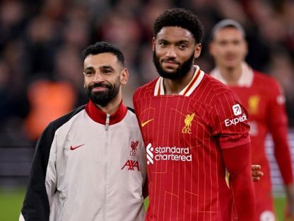 مدافع ليفربول جو غوميز مع المصري محمد صلاح - instagram
