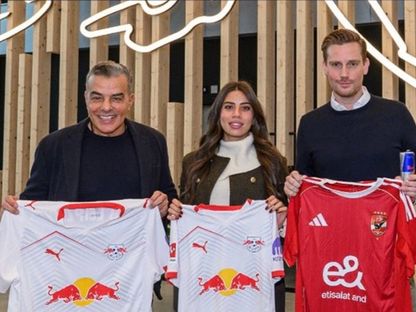 خالد مرتجي أمين صندوق الأهلي المصري في زيارة إلى لايبزيغ الألماني - 22 ديسمبر 2025 - alahly/x