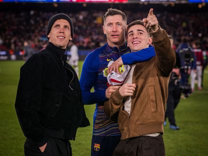 معضلة بحراسة مرمى برشلونة ومشكلة جديدة لروبرت ليفاندوفسكي في كأس الملك