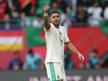 قائد منتخب الجزائر رياض محرز خلال مواجهة السودان في كأس أمم إفريقيا 2025 - 24 ديسمبر 2025 - Cafonline.com