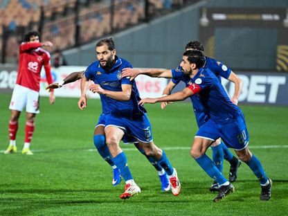 احتفال لاعبي الترجي الرياضي التونسي بتسجيل هدف في مرمى الأهلي المصري بدوري أبطال إفريقيا - 21 مارس 2026 - FB/@Espérance Sportive de Tunis