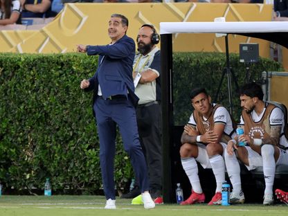 البرتغالي ريناتو بايفا مدرب بوتافوغو خلال المواجهة أمام باريس سان جيرمان في كأس العالم للأندية - 19 يونيو 2025 - Reuters