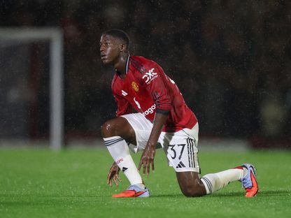 كوبي ماينو خلال مباراة بين مانشستر يونايتد وغريمسبي تاون في كأس كاراباو - 27 أغسطس 2025 - Action Images via Reuters