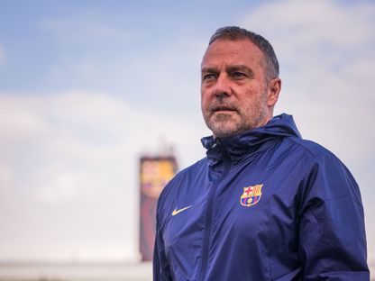الألماني هانزي فليك مدرب برشلونة في إحدى الحصص التدريبية للنادي الكتالوني - 1 مارس 2026 - X/@FCBarcelona