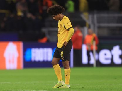 كريم أديمي محبطاً بعد مباراة بين بوروسيا دورتموند وبودو/غليمت في دوري أبطال أوروبا - 10 ديسمبر 2025 - REUTERS