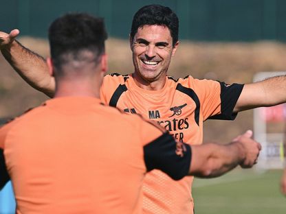 ميكيل أرتيتا خلال تدريبات أرسنال - 29 يوليو 2026 - X/Arsenal