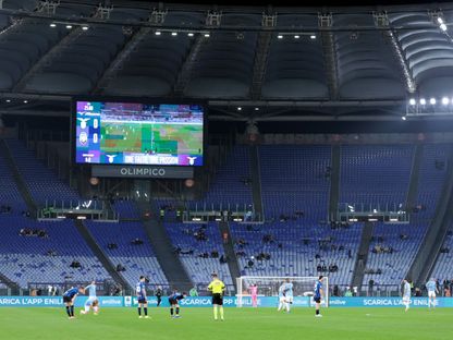 مدرجات "الملعب الأوليمبي" شبه فارغة بسبب مقاطعة جماهير لاتسيو مباراة فريقها ضد أتالانتا - REUTERS