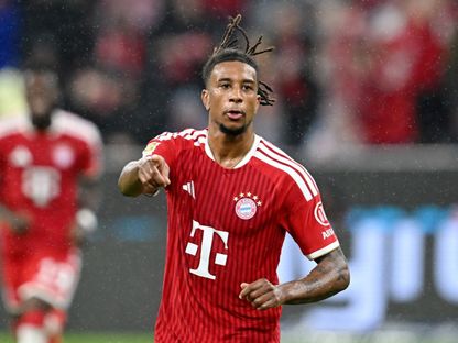 مايكل أوليس يحتفل بهدفه في مباراة بايرن ميونيخ وشتوتغارت بالدوري الألماني - 28 أغسطس 2026 - Reuters