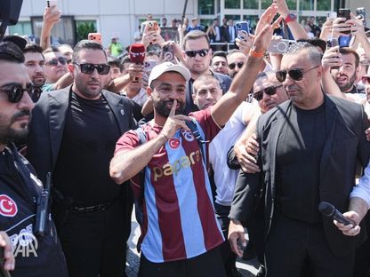 محمد صلاح: سوبوسلاي ذُهل من استقبالي في طرابزون وأتطلع لإنجاز استثنائي