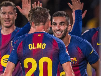 فيران توريس يحتفل بهدفه مع داني أولمو في لقاء برشلونة وخيتافي بالدوري الإسباني - 21 سبتمبر 2025 - X@FCBarcelona