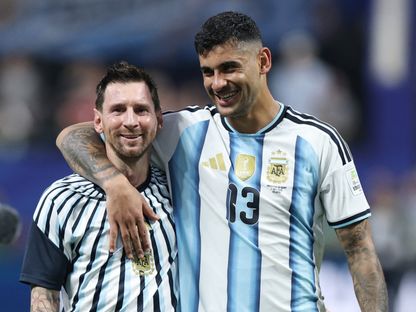 كريستيان روميرو وليونيل ميسي بعد مباراة الأرجنتين ومصر في كأس العالم - 7 يوليو 2026 - Reuters