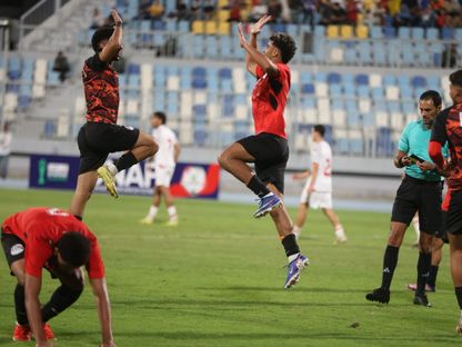 لاعبو مصر يحتفلون بعد تسجيل هدفٍ في شباك تونس بتصفيات كأس إفريقيا تحت 20 عاماً - 30 سبتمبر 2026 - facebook/EFA