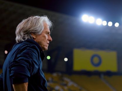 جورجي جيسوس مدرب النصر السعودي خلال مبارة الاستقلال الطاجيكي في دوري أبطال آسيا 2 - 17 سبتمبر 2025 - X/@AlNassrFC