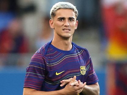 لاعب برشلونة غافي خلال مباراة كأس جوان غامبر الودية ضد كومو - 10 أغسطس 2025 - ٌReuters