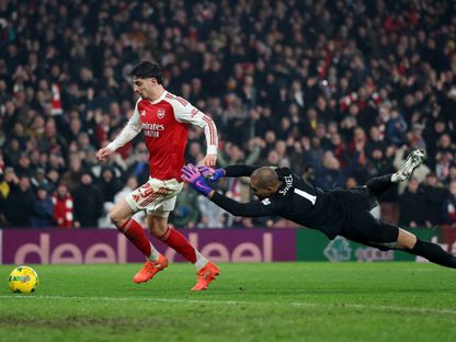 شاهد.. أرسنال يزيح تشيلسي ويتأهل لنهائي كأس الرابطة الإنجليزية