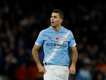 رودري لاعب مانشستر سيتي خلال مواجهة بورنموث في الدوري الإنجليزي الممتاز - 2 نوفمبر 2025 - Reuters