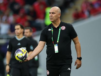 سامي الطرابلسي مدرب تونس خلال مباراة ضد سوريا بكأس العرب - 1 ديسمبر 2025 - Reuters