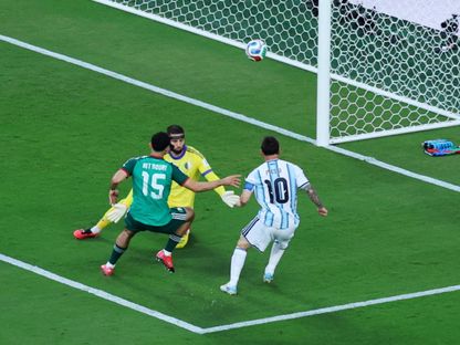 ليونيل ميسي في مواجهة لوكا زيدان بلقاء الأرجنتين والجزائر في كأس العالم - 16 يونيو 2026 - Reuters