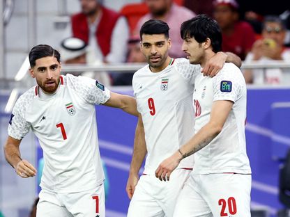 سردار أزمون وعلي طارمي وعلي رضا جهانبخش ثلاثي إيران خلال مواجهة قطر بنصف نهائي كأس آسيا - 7 فبراير 2024 - Reuters