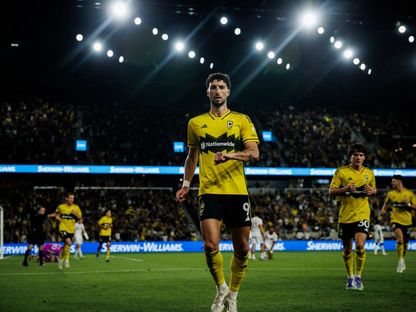 وسام أبو علي مهاجم كولومبوس كرو يحتفل بهدفه في مرمى تورونتو في الدوري الأميركي - 21 سبتمبر 2025 - X/@ColumbusCrew