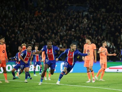 لاعب باريس سان جيرمان لوكاس هيرنانديز يحتفل بالتسجيل مع فريقه أمام برشلونة في دوري أبطال أوروبا - 20 أكتوبر 2026 - Reuters