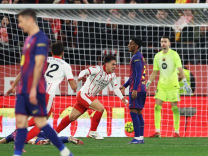 فران بلتران يحتفل بهدف فوز جيرونا على برشلونة بالدوري الإسباني - 16 فبراير 2026 - Reuters