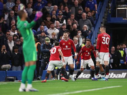 ماتيوس كونيا يحتفل بهدفه في مباراة تشيلسي ومانشستر يونايتد بالدوري الإنجليزي الممتاز - 18 أبريل 2026 - Reuters