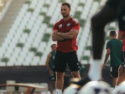 ماتياس يايسله مدرب النادي الأهلي في حصة تدريبية - 15 فبراير 2026 - X/@ALAHLI_FC