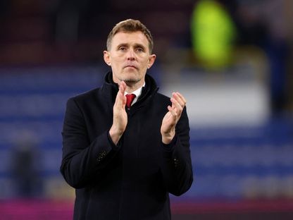 دارين فليتشر مدرب مانشستر يونايتد المؤقت بعد التعادل مع بيرنلي في الدوري الإنجليزي الممتاز - 7 يناير 2026 - Reuters