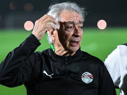 حلمي طولان مدرب منتخب مصر الثاني خلال الاستعداد لخوض منافسات كأس العرب - 30 نوفمبر 2025 - FACEBOOK/EFA