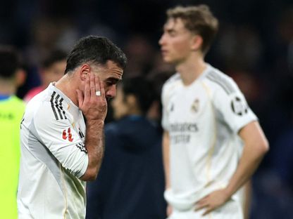 حسرة على وجه داني كارفاخال قائد ريال مدريد بعد الخسارة أمام خيتافي بالدوري الإسباني - 2 مارس 2026 - Reuters