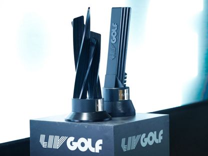 لقطة عامة لكؤوس بطولة LIV Golf في نادي الرياض للغولف - 6 فبراير 2025 - Reuters