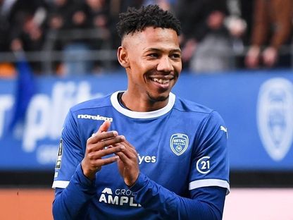 توفيق بن الطيب بقميص نادي تروا الفرنسي - 24 فبراير 2026 - X/@Ligue2BKT