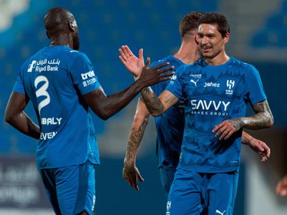 لاعبو الهلال خلال المواجهة الودية أمام الفيحاء قبل انطلاق دوري روشن - 23 أغسطس 2025 - X/@Alhilal_FC