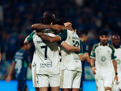 احتفال لاعبين من الأهلي بتسجيل هدف في مرمى الفتح بالدوري السعودي - 9 أكتوبر 2026 - X/@ALAHLI_FC