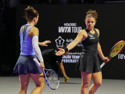 الإيطاليتان جاسمين باوليني وسارة إيراني خلال منافسات الزوجي ببطولة نهائيات رابطة محترفات التنس في الرياض - 1 نوفمبر 2025 - X/WTAFinalsRiyadh