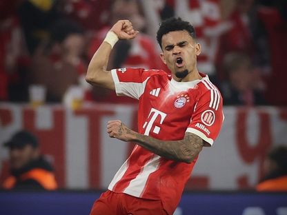 احتفال لويز دياز بتسجيل هدف لبايرن ميونيخ في مرمى ريال مدريد بربع نهائي دوري أبطال أوروبا - 15 أبريل 2026 - X/@@FCBayernAr