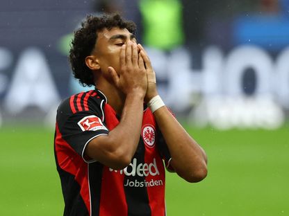 ناثانيل براون لاعب أينتراخت فرانفكورت خلال مواجهة يونيون برلين بالدوري الألماني - 21 سبتمبر 2025 - REUTERS