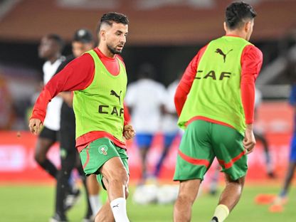 أنس باش في فترة إحماء منتخب المغرب للمحليين قبل مواجهة مدغشقر في المباراة النهائية للشان - 30 أغسطس 2025 - X/@Enmaroc