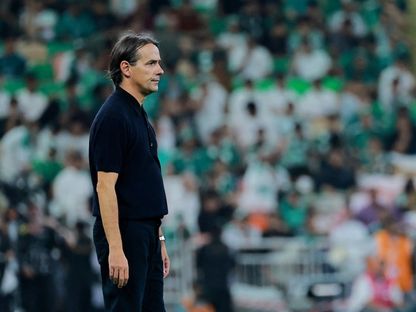 سيموني إنزاغي مدرب الهلال خلال مباراة الأهلي في كلاسيكو الدوري السعودي - 19 سبتمبر 2025 - X/@aawsat_spt