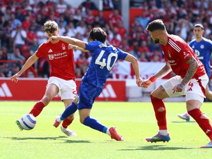 فاكوندو بونانوتي لاعب ليستر سيتي في طريقه لتسجيل الهدف الثاني أمام نوتنغهام فورست - 11 مايو 2025 - Reuters