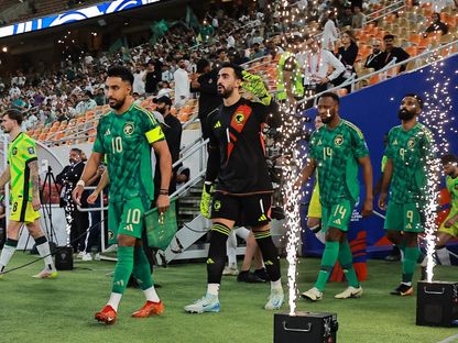 لاعبو السعودية قبل مواجهة أستراليا في تصفيات كأس العالم 2026 - 10 يونيو 2025 - Reuters
