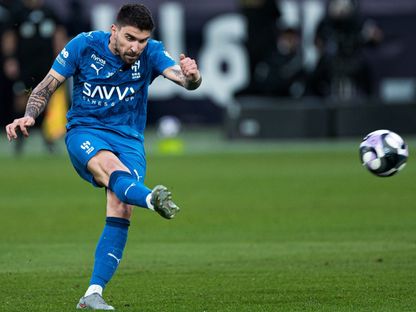 روبن نيفيز لحظة تسجيل هدف رائع للهلال في مرمى الحزم بالدوري السعودي - 8 يناير 2026 - X/@@Alhilal_FC